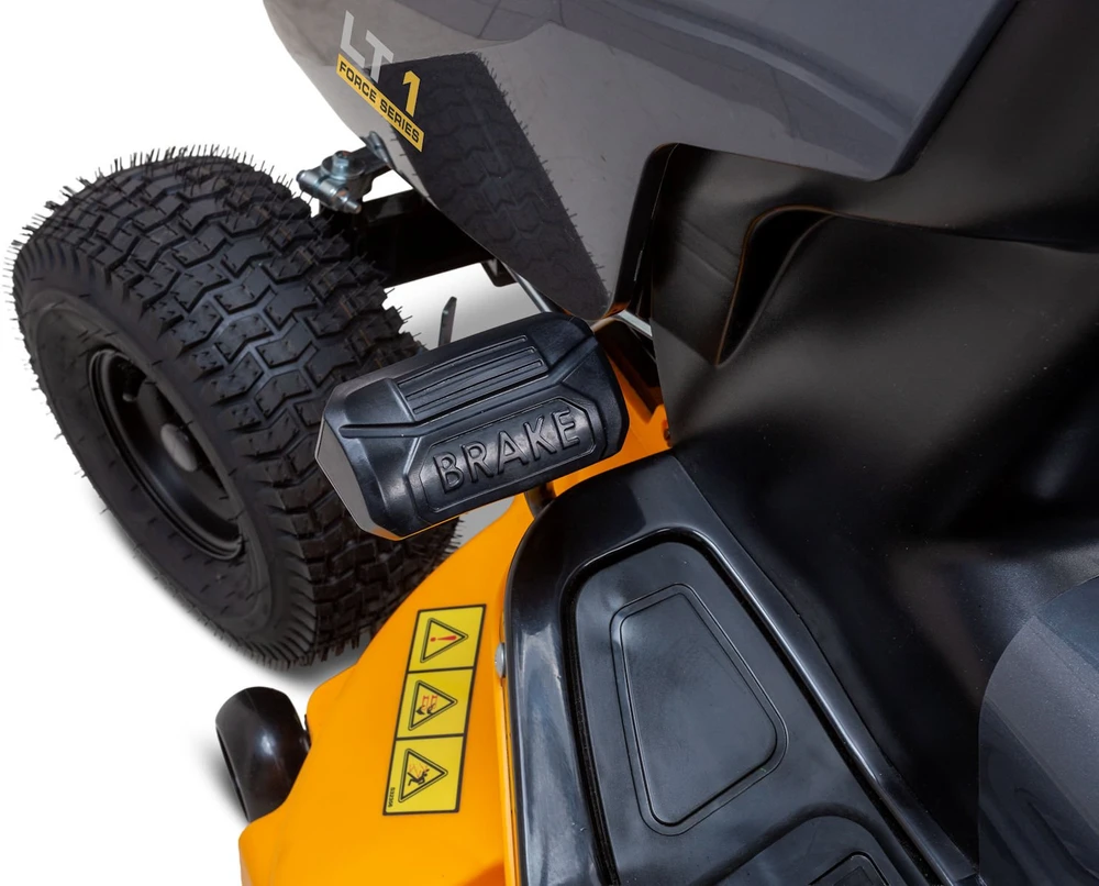 Sodo traktorius Oleo-Mac CUB CADET Sodo traktoriukas LT1 R86 439cc RD 86cm 5 pavarų