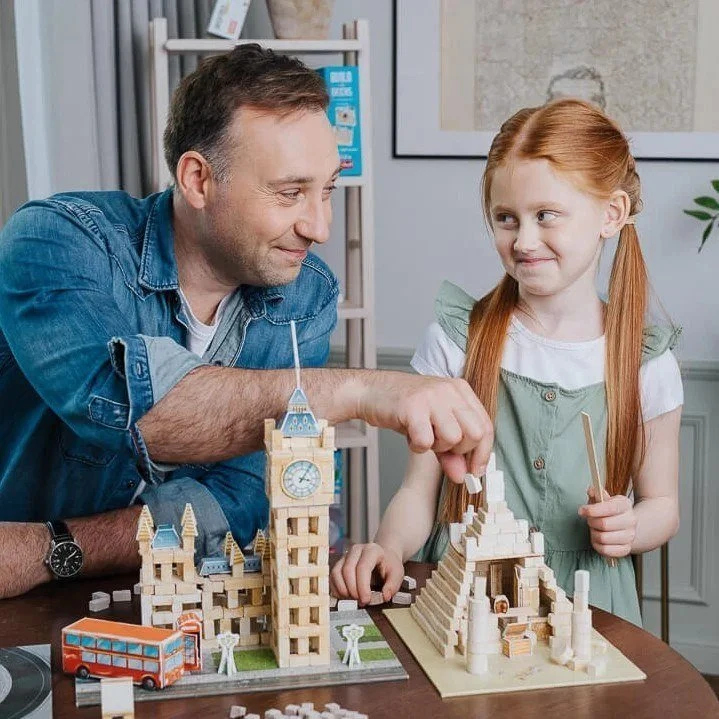 Trefl Rankdarbių rinkinys Brick Trick Tower Bridge su plytomis ir medžiu