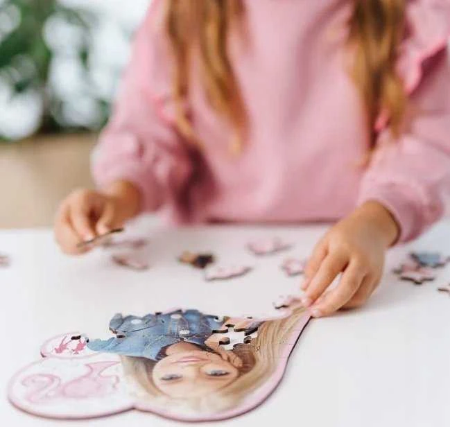 Trefl Medinė dėlionė 50 vnt. - Barbie