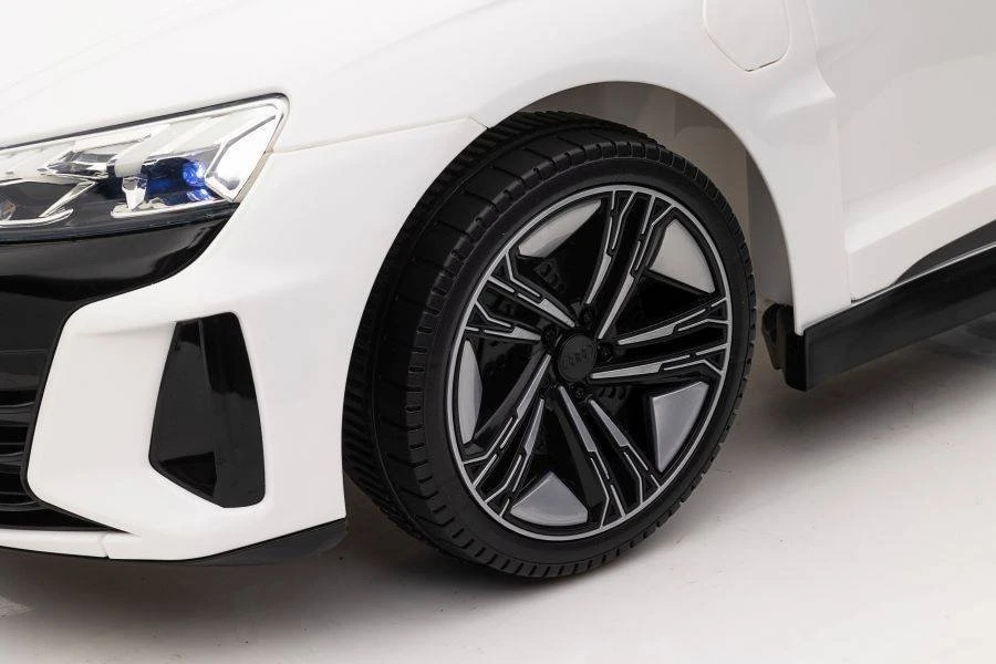 Lean Cars Vienvietis akumuliatorinis automobilis Audi E- Tron GT, baltas