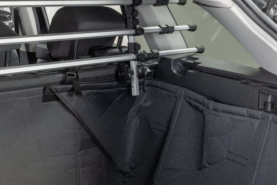 Trixie Automobilio bagažinės kilimėlis, šunims, su aukštais kraštais, 1,64 × 1,25 m, juodas