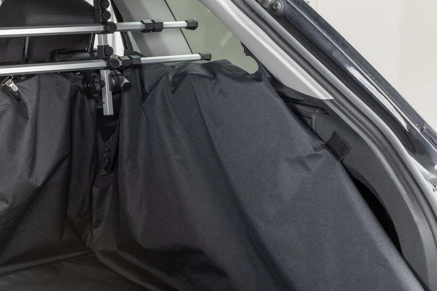 Trixie Automobilio bagažinės kilimėlis, šuniui, su aukšti šonai, 2,3 × 1,7 m, juoda