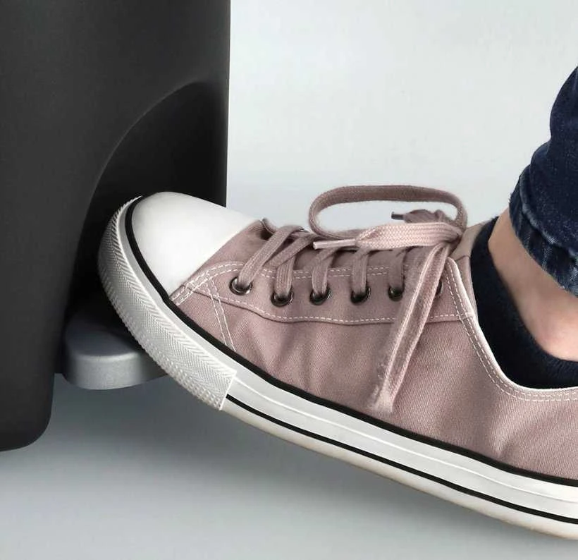 CURVER ATLIEKŲ SKYRIAUS 3 KONTEINERIAI SU CURVER PEDAL