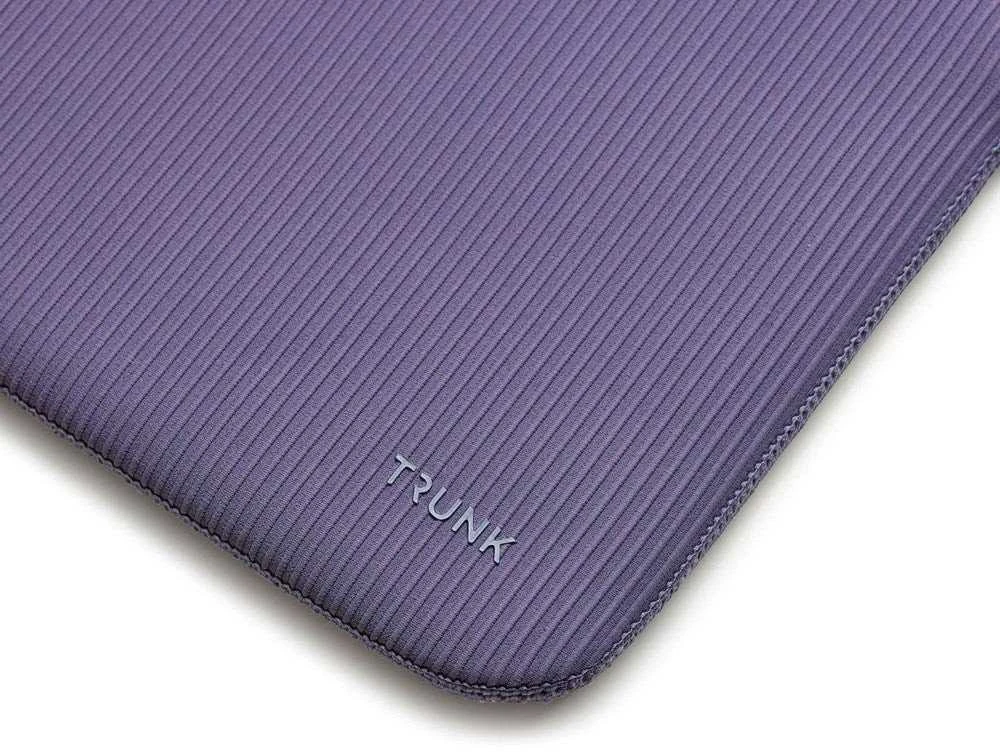 Trunk Ribbed Velvet do MacBook Air 15" blueberry