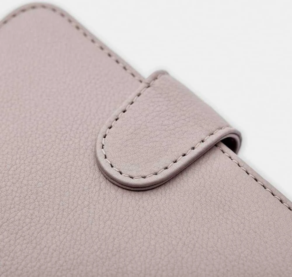 Dėklas Trunk iPhone 6 / 7 / 8 / SE 2020 piniginė