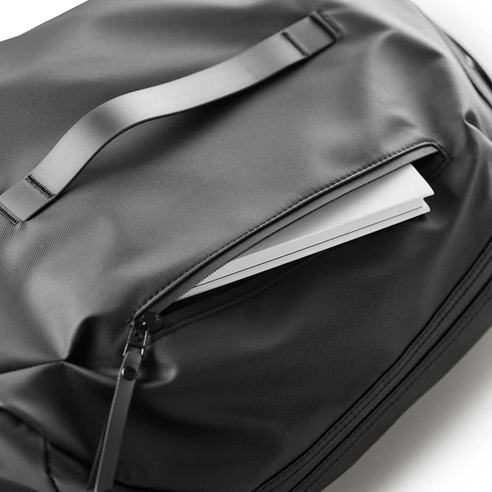 Trunk Travel Backpack juodas