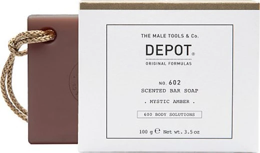 „Depot 600 Body Solutions No. 602“ valomasis muilo gabalėlis su botaniniu kompleksu ir mistinio gintaro kvapu, 100 g