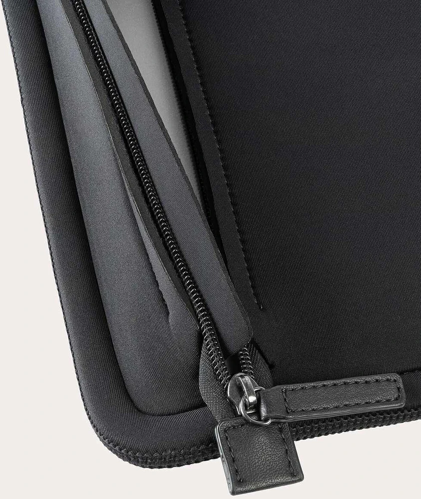 Dėklas Tucano INTORNO NEOPREN SLEEVE Juodas