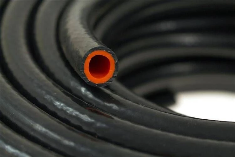 TurboWorks_G TurboWorks PRO juoda sustiprinta silikoninė vakuuminė žarna - 12mm