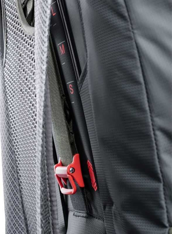 Turistinė kuprinė Deuter Futura Air Trek 50+10 - Juoda