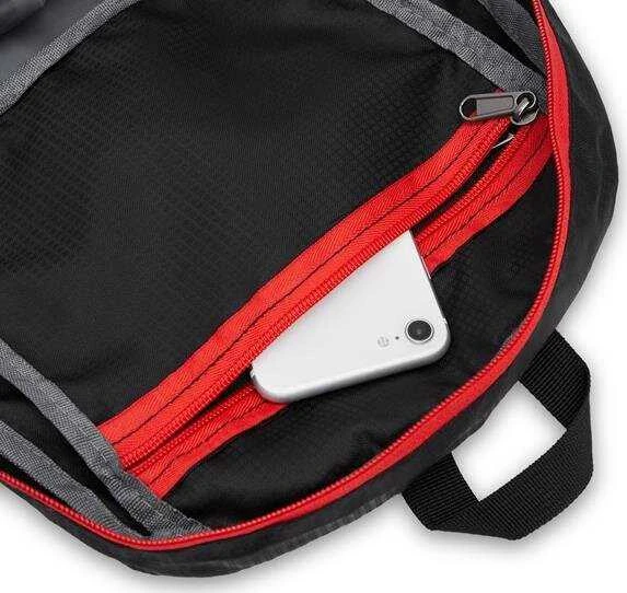 NILS CAMP NC1724 Edge juoda kuprinė 22 l