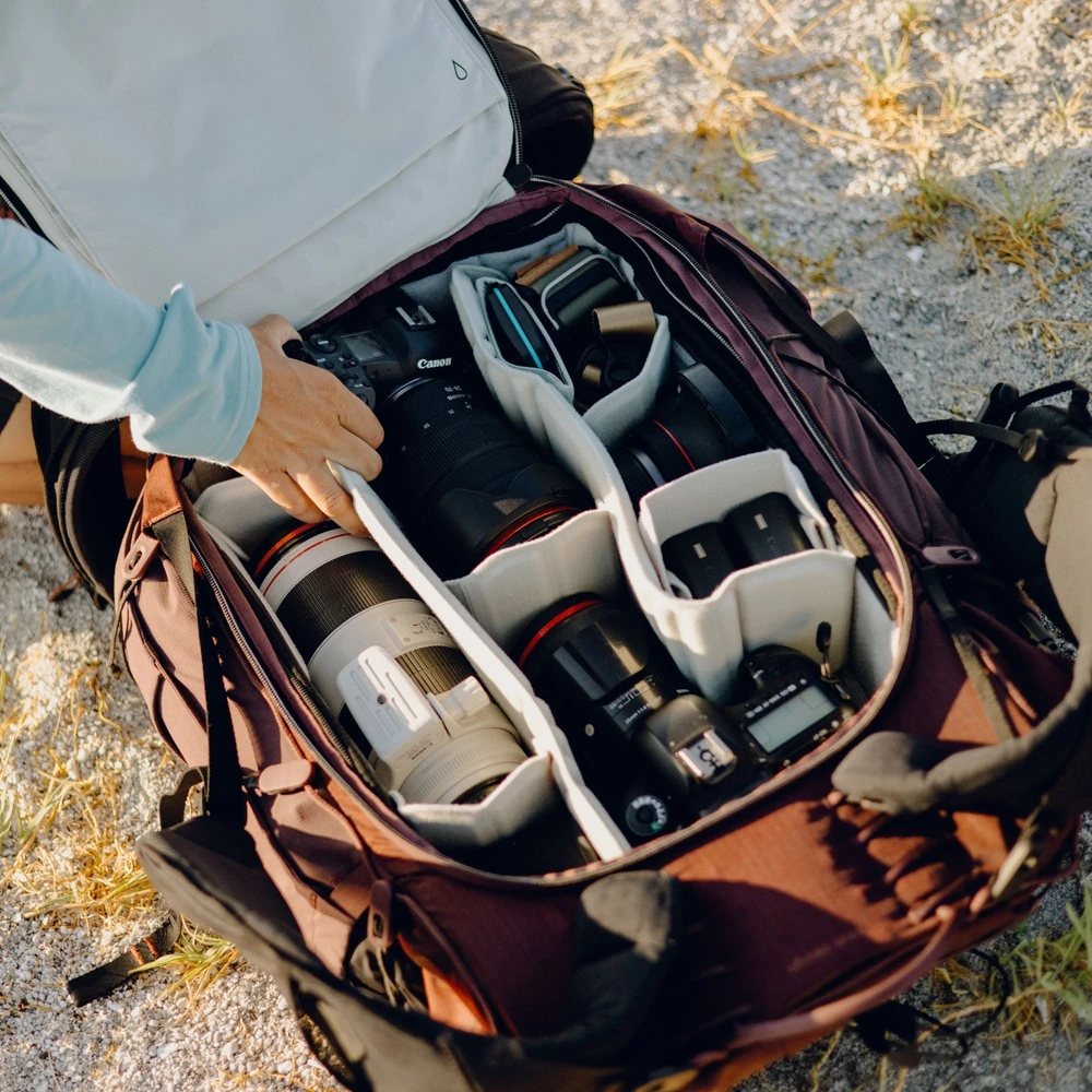 Turistinė kuprinė Peak Design Kuprinė Outdoor Backpack 45L Ciemny Fiolet