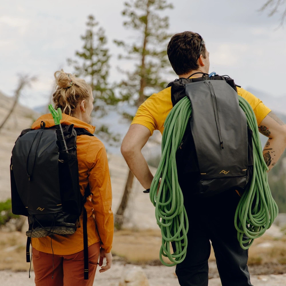 Turistinė kuprinė Peak Design Kuprinė Outdoor Backpack 25L Juodas