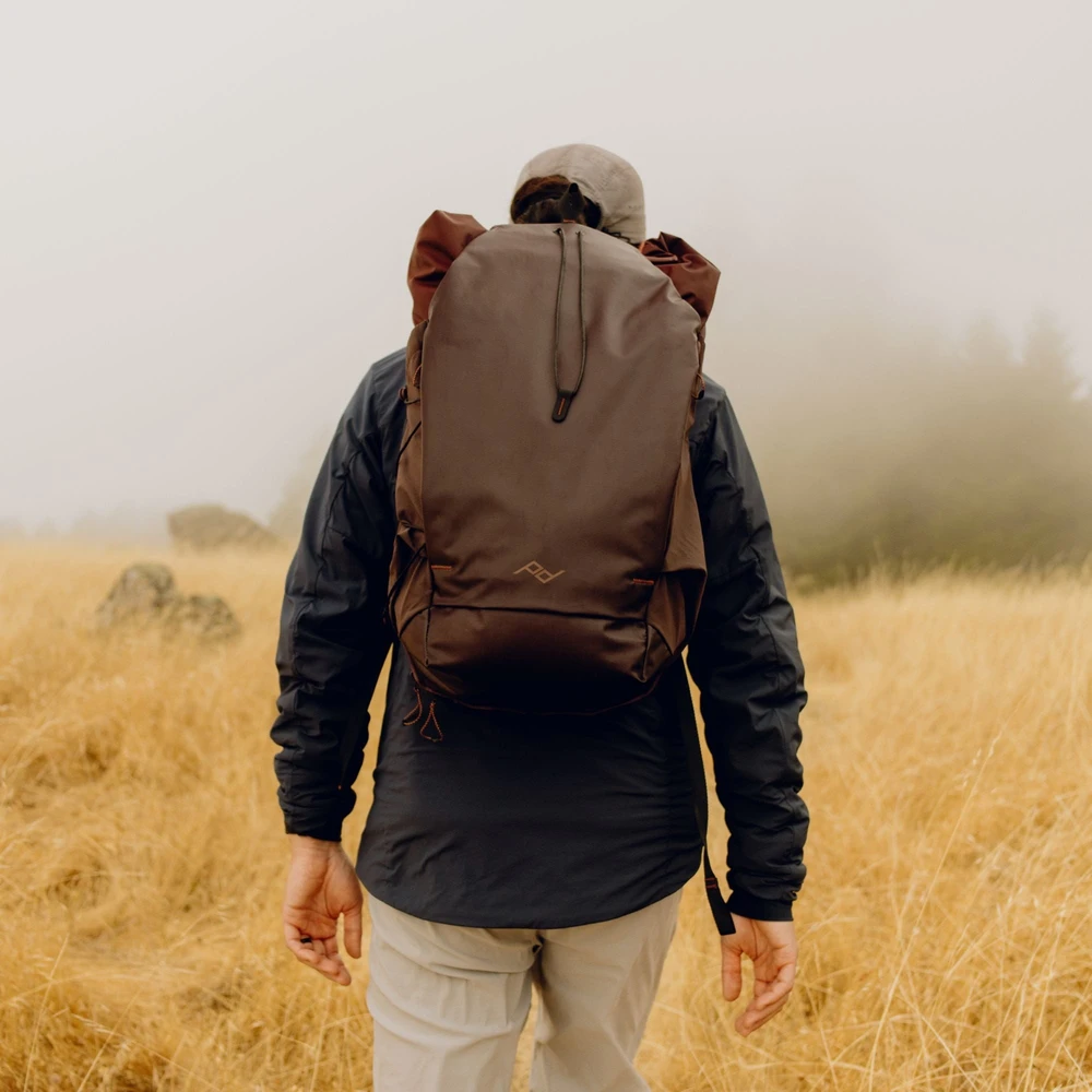 Turistinė kuprinė Peak Design Kuprinė Outdoor Backpack 25L Ciemny Fiolet