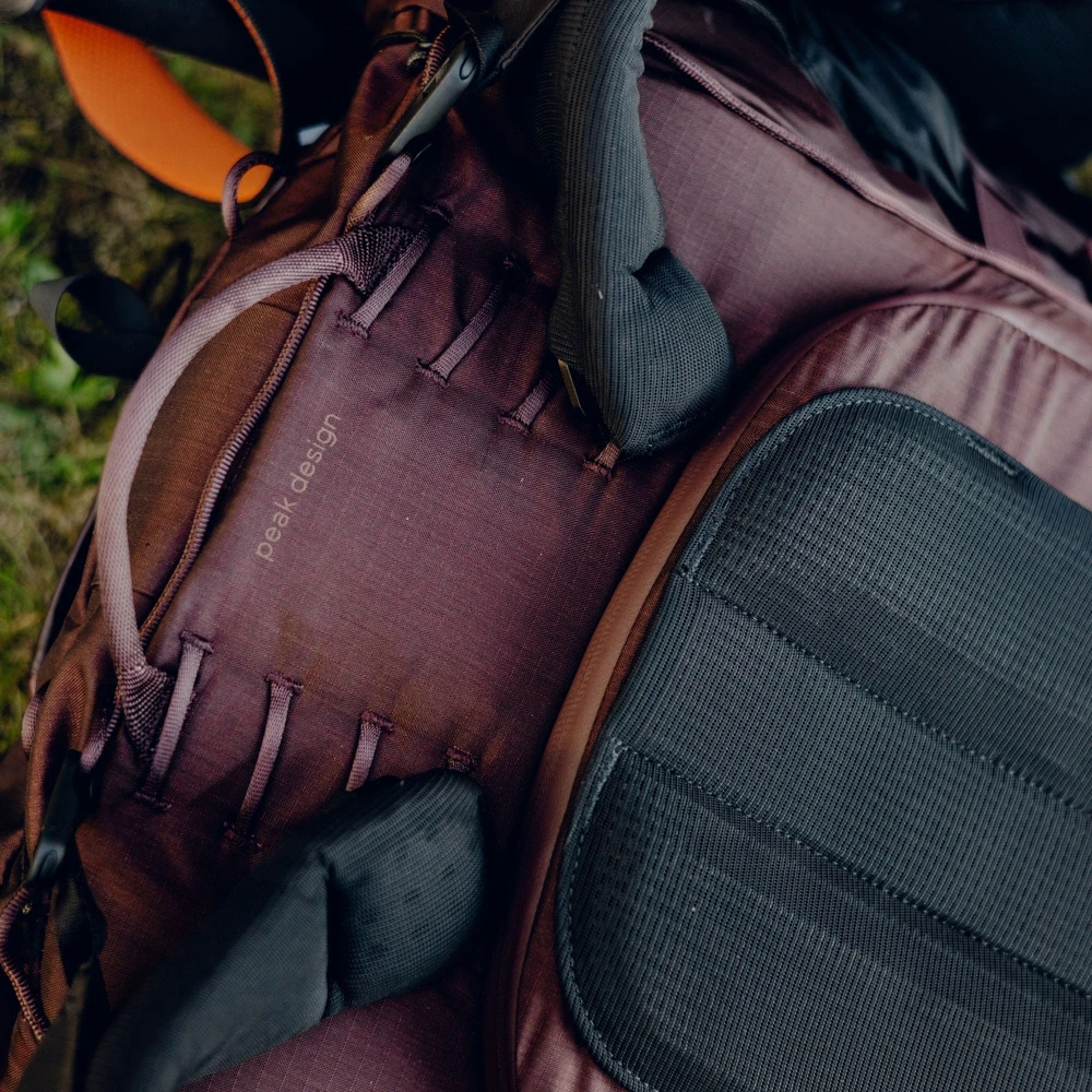 Turistinė kuprinė Peak Design Kuprinė Outdoor Backpack 45L Ciemny Fiolet