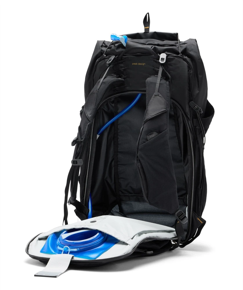 Peak Design Lauko kuprinė 45L, juoda