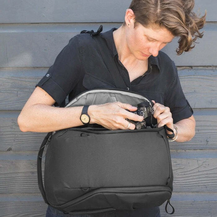 „Peak Design“ kuprinė „Everyday“, 15 l, su užtrauktuku, juoda, EDLv2