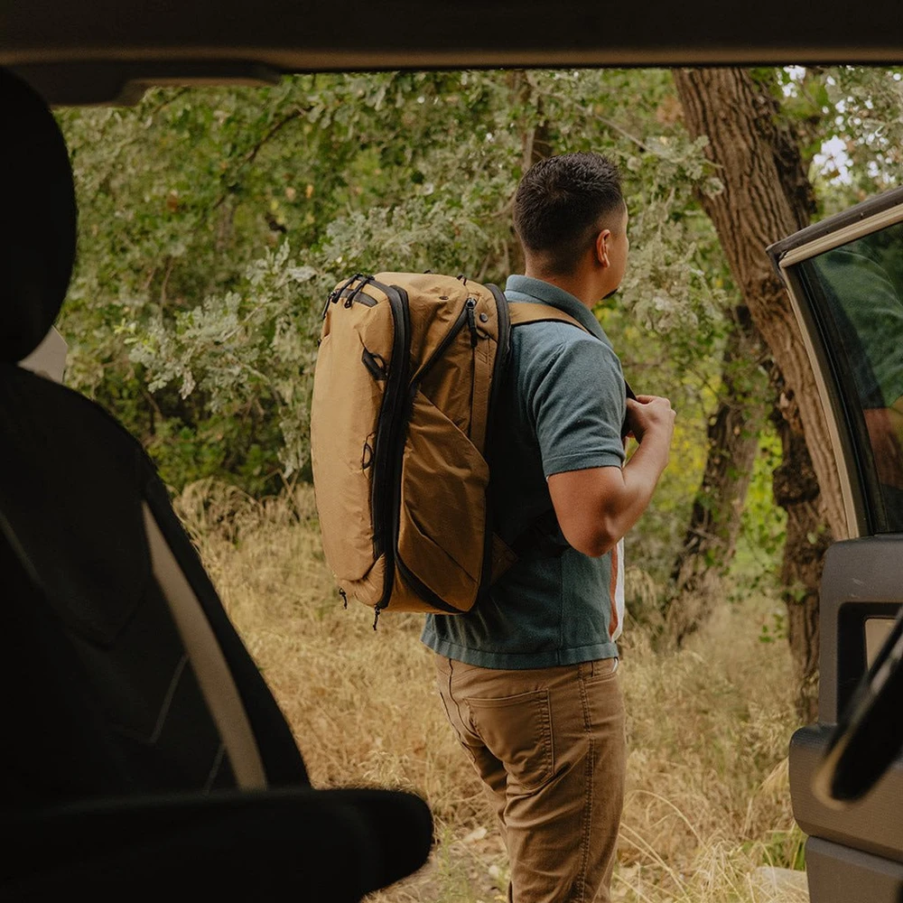 Turistinė kuprinė Peak Design Travel Backpack 45L, coyote