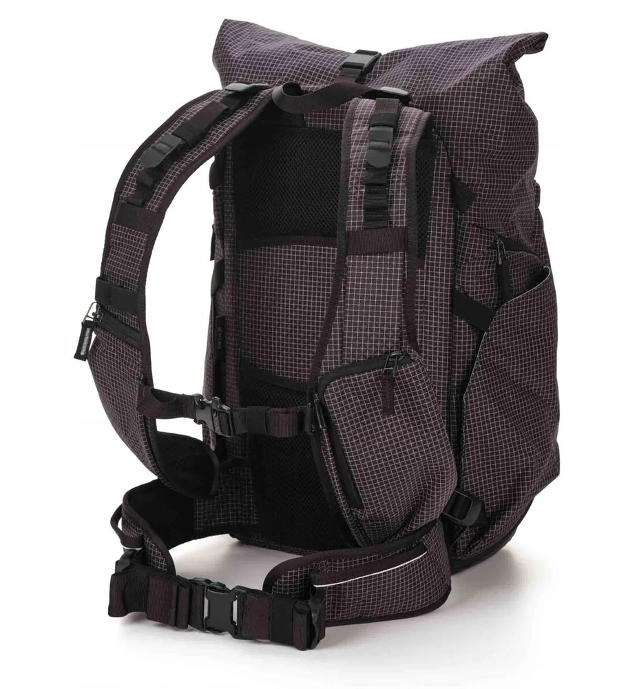 Kameros kuprinė - Shimoda Side Lite 22 kuprinė (Shimoda, 22L, pritaikomi skyriai, juoda)