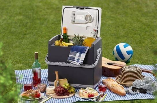 AEG KK28 28-litre 12V/230V portable fridge