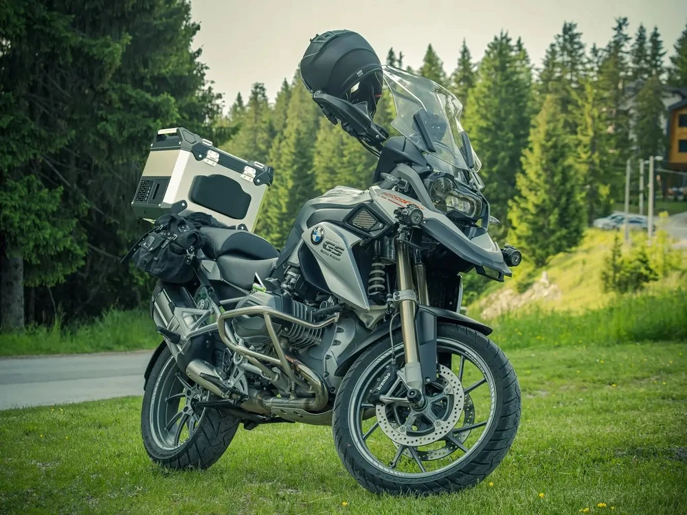 Turistinis šaldytuvas Yolco Topcase MCX17 Sidabrinis 17 l