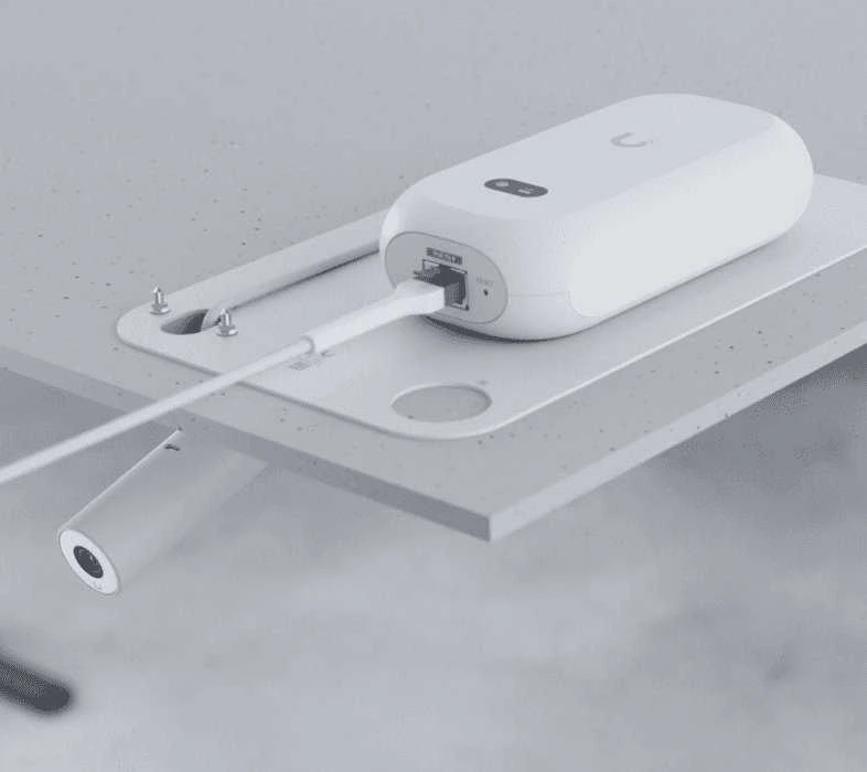 Ubiquiti Ceiling Mount UACC-AI-Theta-CMS, AI Theta Ceiling Mount System, 240 x 140 x 5 mm