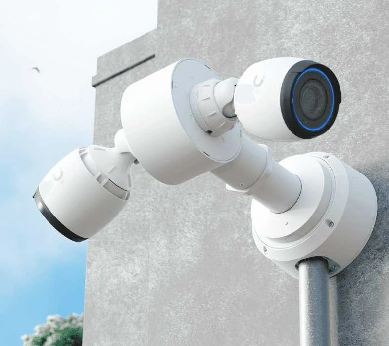 Mocowanie Ubiquiti Camera Dual Mount (UACC-Camera-DM-W)
