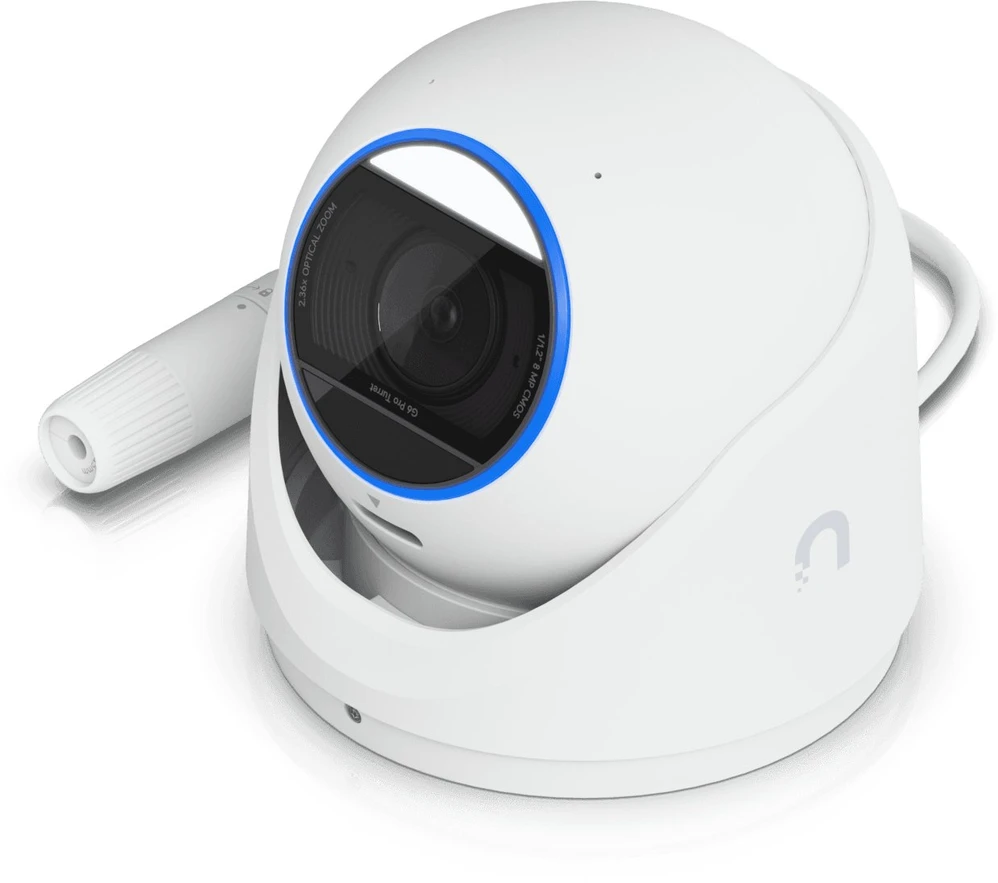 Ubiquiti UVC-G6-Pro-Turret-W Visoms oro sąlygoms atspari 4K PoE+ kamera su „Multi-TOPS“ dirbtinio intelekto varikliu, 2,36 karto optiniu priartinimu ir dideliu 1/1,2 colio CMOS jutikliu, užtikrinančiu išskirtinį aiškumą esant prastam apšvietimui ir didelio nuotolio IR naktinį matymą.