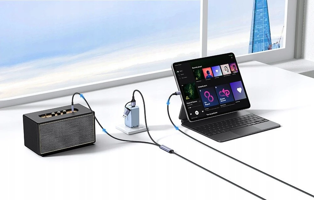 Adapteris audio Ugreen su funkcijakowanie 2in1 USB-C - USB-A/C + mini lizdas - juoda