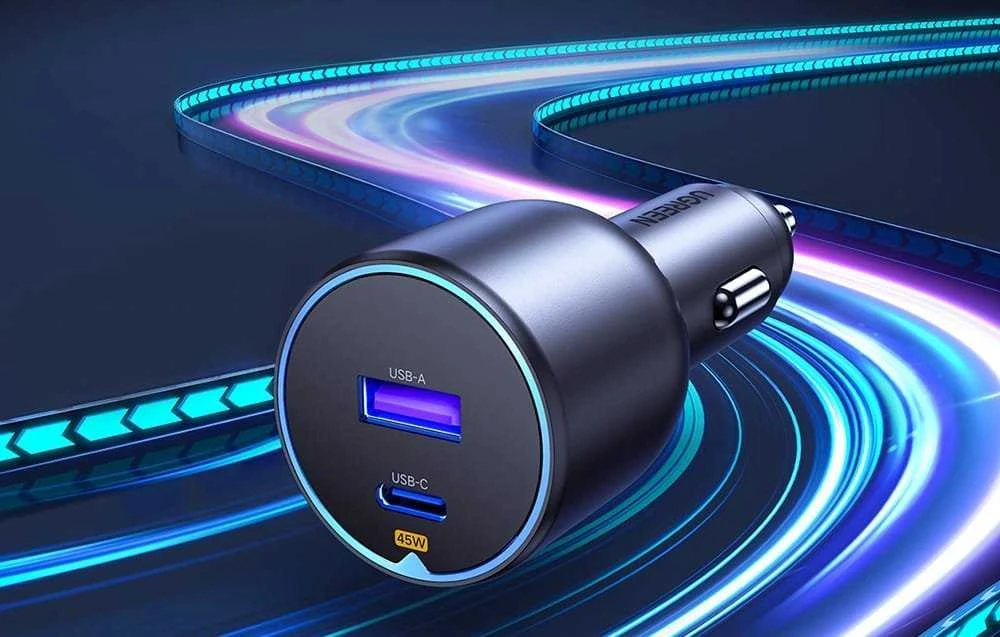 Ugreen EC701, USB + USB-C, 63W juodas