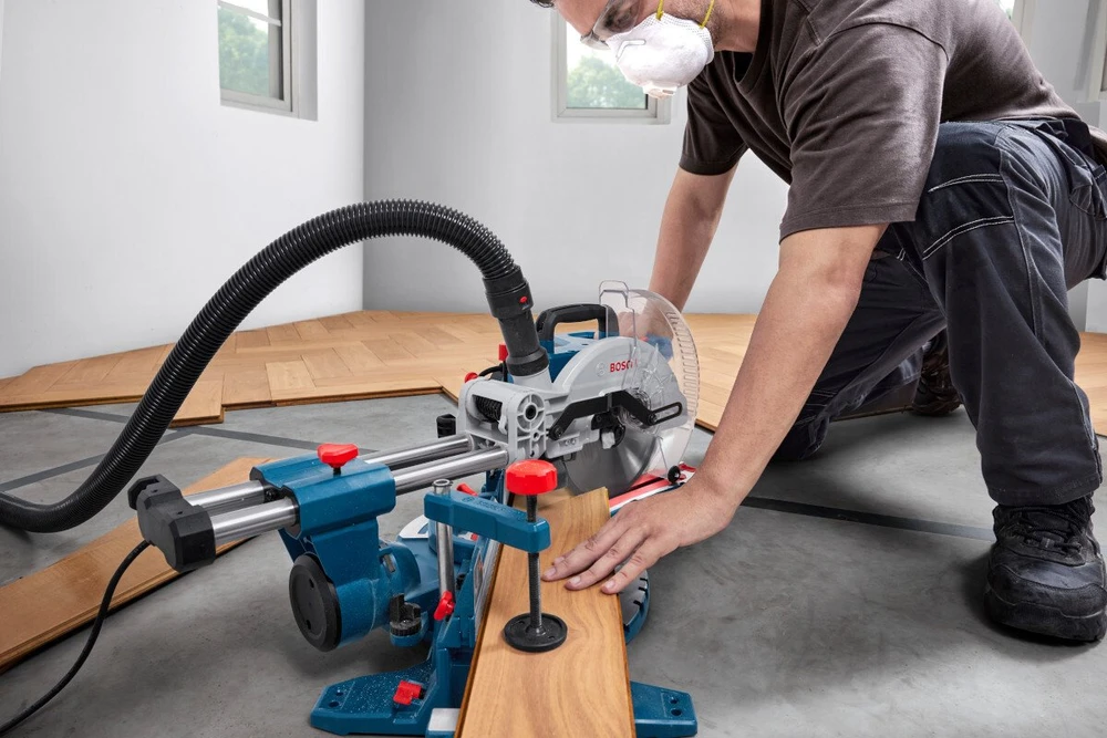 Bosch GCM305-216S, CT