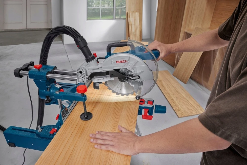 Bosch GCM305-216S, CT