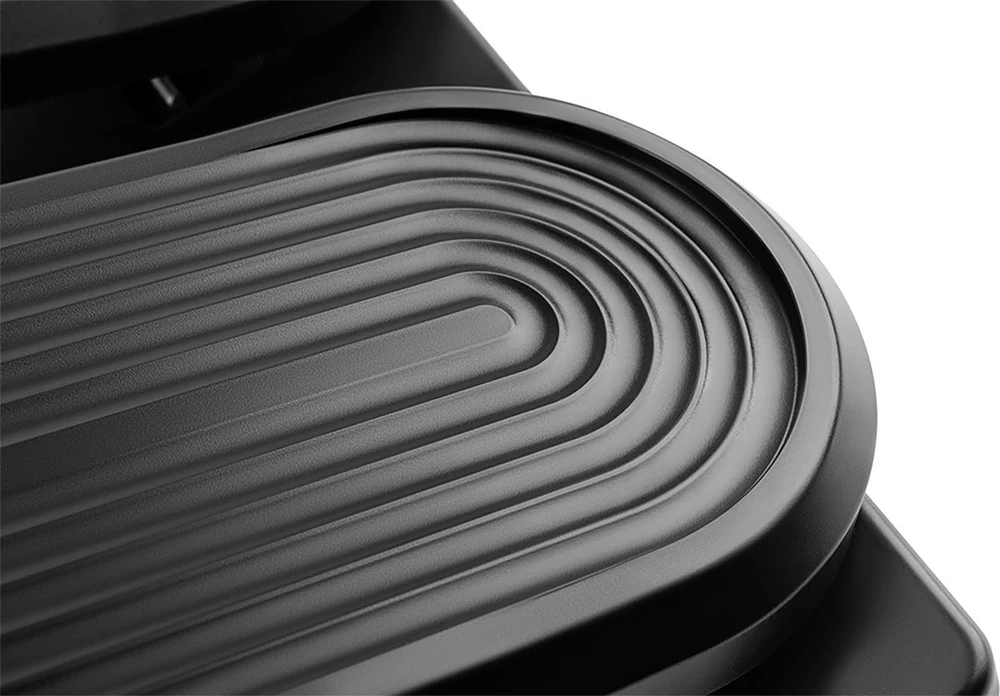 ULTRADESK FOOTPODIUM ergonomiškas kojų atramos pagrindas, juodas