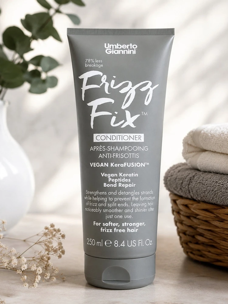 Umberto Giannini Frizz Fix Hair Conditioner Minkštinantis ir glotninantis & Repairing, 250 ml