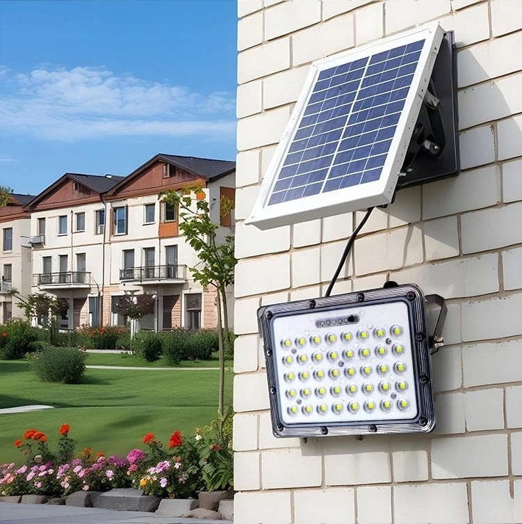 UN Prožektorius LED saulės 40W 6000K 1000LM + panelė