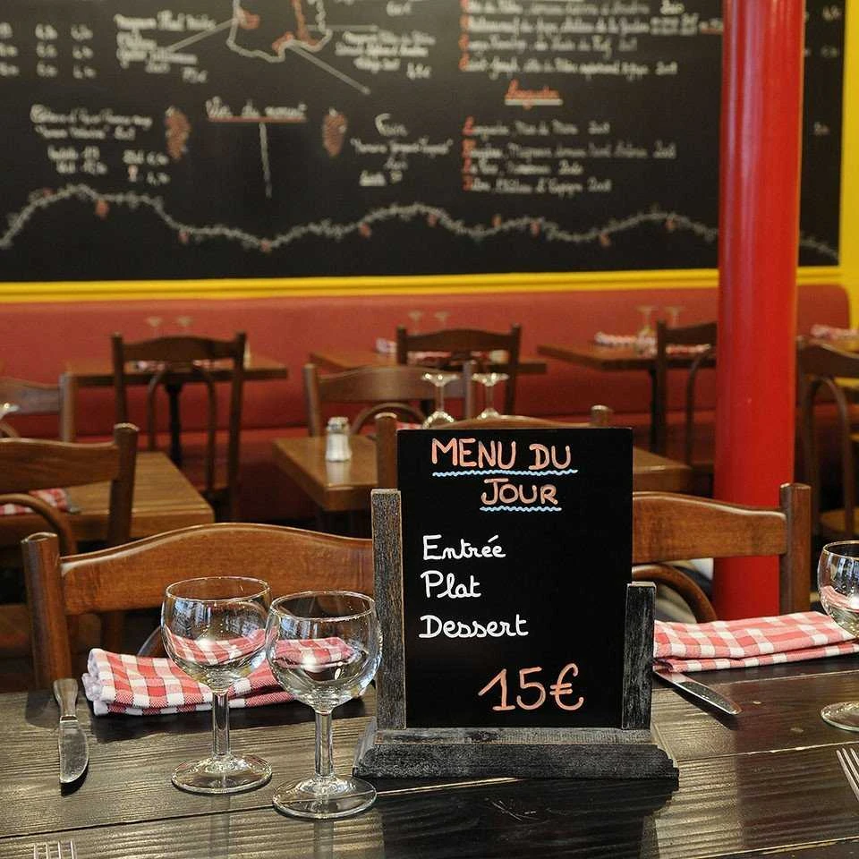 UNI-BALL Uni Chalk marker komplektas 4 vnt. PWE5 ( baltas, red, žalias, mėlynas)