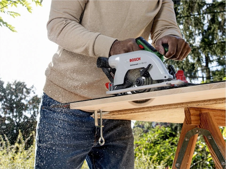 Bosch UniversalCirc18V-53solo Akum.diskinis pjūklas