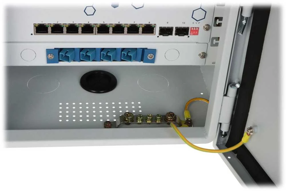 Šakotuvas TST IŠORINĖS KAMEROS PASKIRSTYMO TAŠKAS EXPERT-POE/OTD-8G2GSFP 8 PoE + 2 x SFP