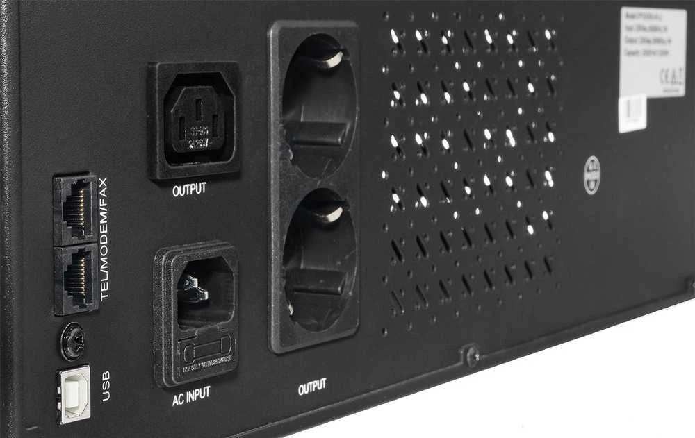 UPS MAITINTUVAS AT-UPS1200R-RACK 1200 VA EAST