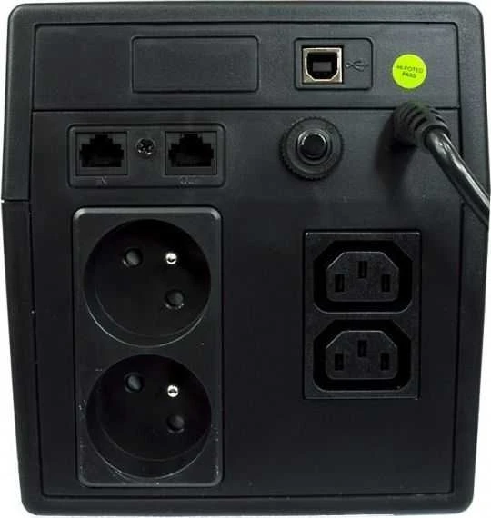 UPS UNINTERRUPTIBLE POWER SUPPLY VOLT POLSKA MICRO 1500VA 900W