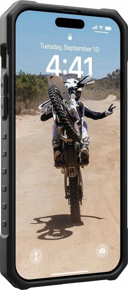 UAG Urban Armor Gear dėklas MONARCH, skirtas IPHONE 15 Plus, juodas, kevlarinis