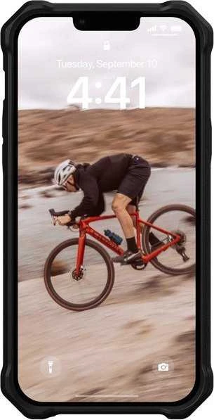 UAG Urban Armor Gear dėklas ESSENTIAL ARMOR suderinamas su MagSafe, skirtas IPHONE 14 Plus juodas