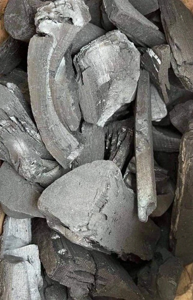 Urban Outdoor HARDWOOD LUMP CHARCOAL LARGE PIECES 10KG
