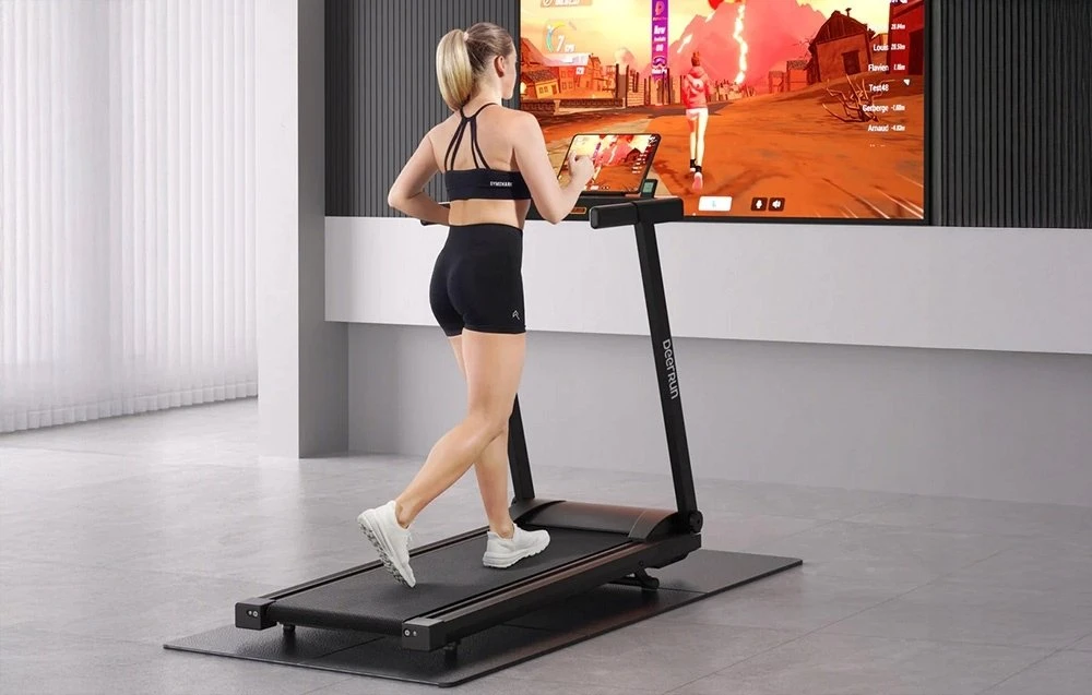 „DeerRun A1 Pro Move +“ sulankstomas elektrinis bėgimo takelis (juodas)