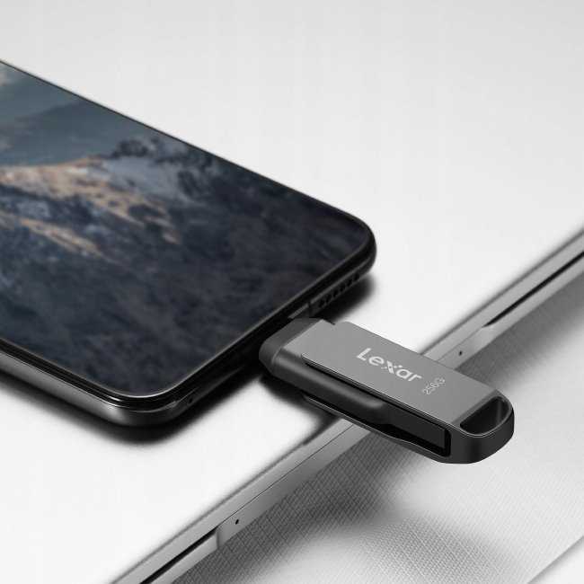 Lexar | 2 viename „flash“ atmintinė, kurios skaitymo greitis siekia 130 MB/s | „JumpDrive Dual Drive D400“ | 64 GB | USB C/A tipo | Pilkas