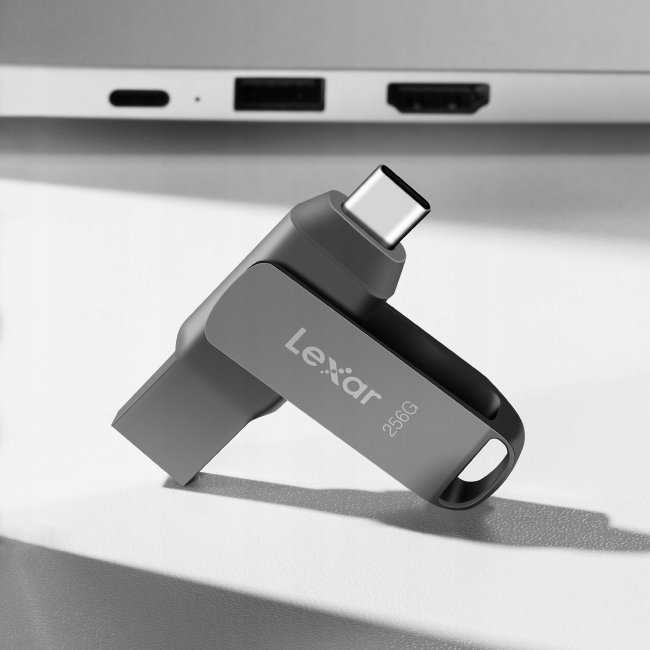 Lexar | 2 viename „flash“ atmintinė, kurios skaitymo greitis siekia 130 MB/s | „JumpDrive Dual Drive D400“ | 64 GB | USB C/A tipo | Pilkas