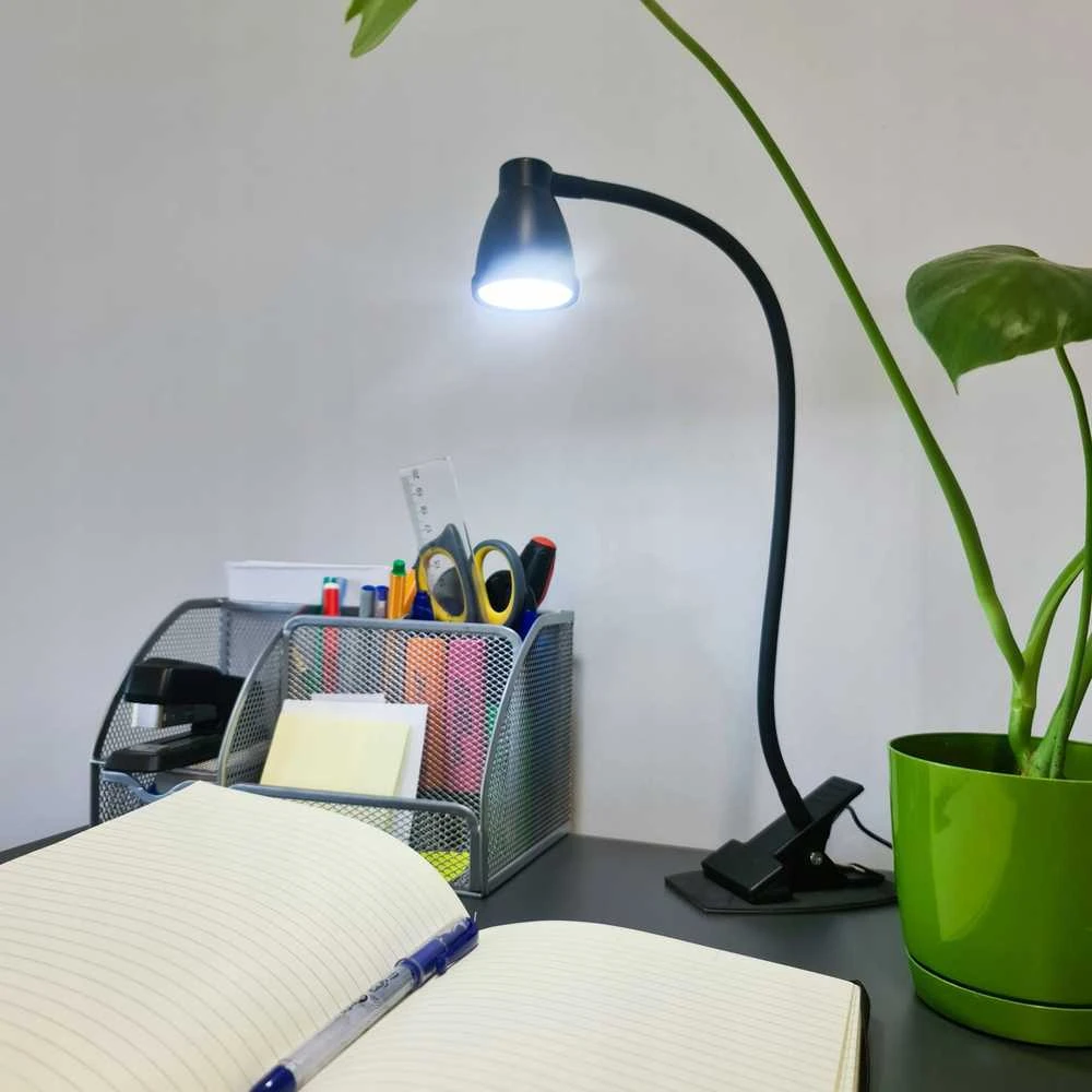 USB Stalinis šviestuvas su laikikliu - juodas Izoxis