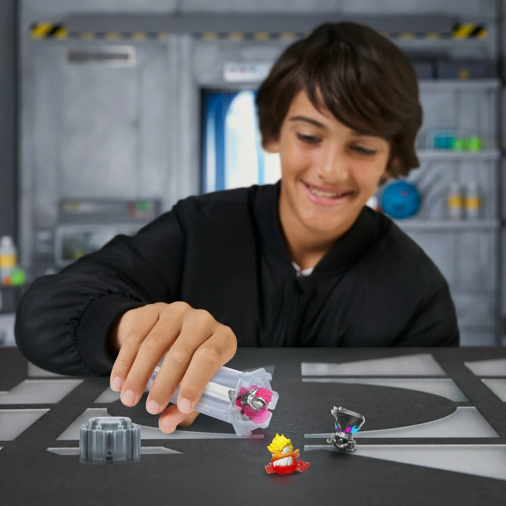 BEAST LAB MR Figūrėlės tūbelėje, 3 vnt., 2,5 cm