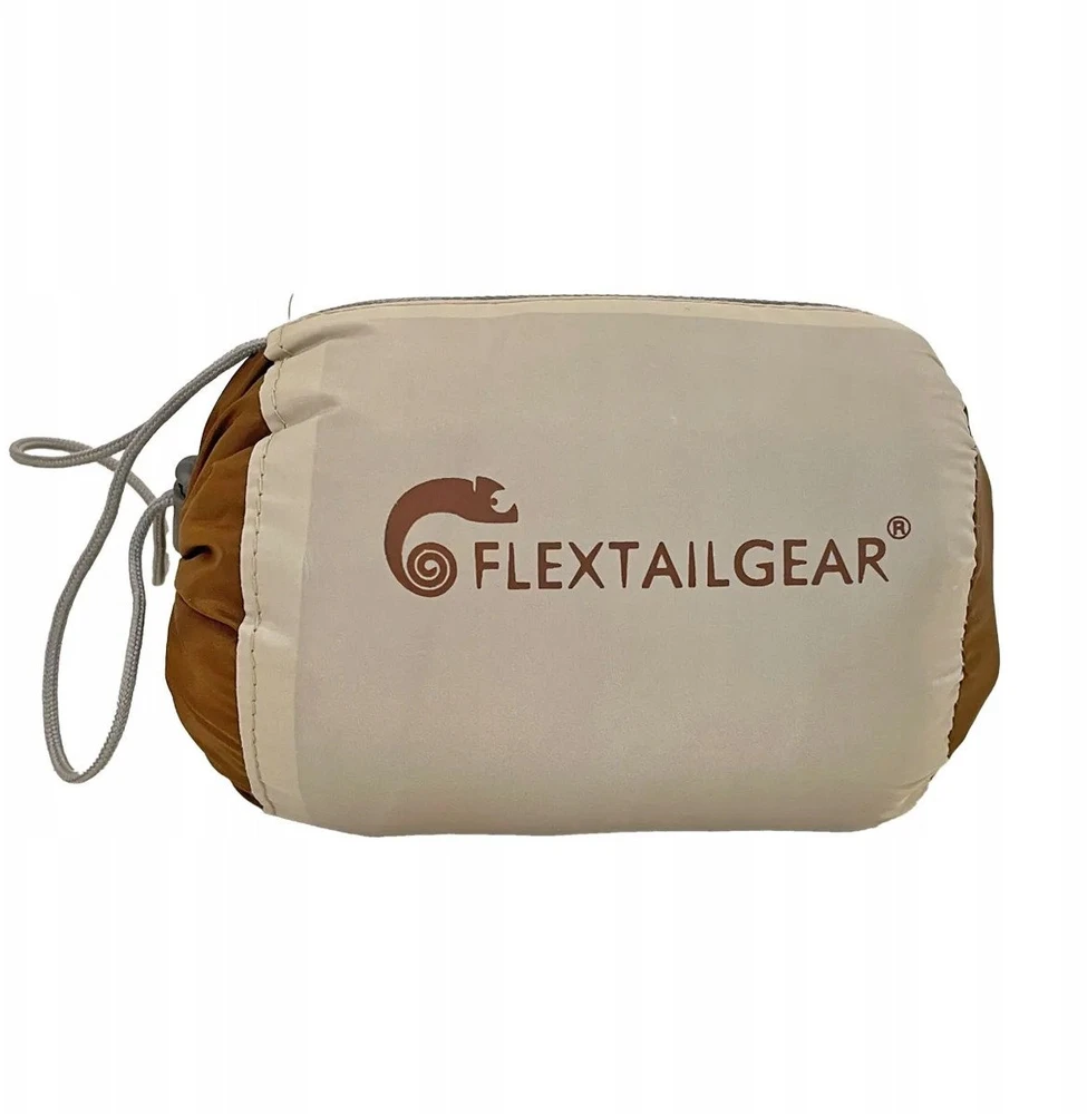 Flextail pripučiama pagalvė „Zero Pillow“ (ruda)