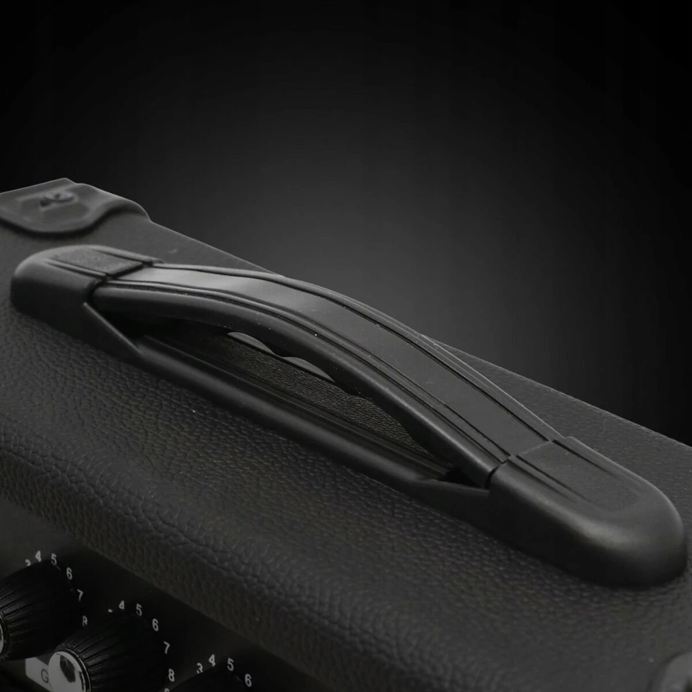 V-TONE AMP20 kombo gitara stiprintuvas 20W skirtas gitarai